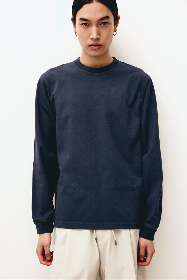 basic long sleeve t-shirt – navy blue